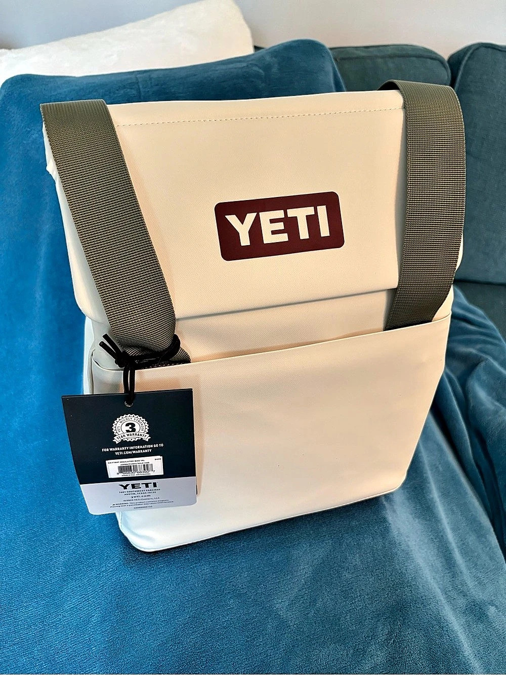 YETI Daytrip Insulated Tote Bag Insulated Tote in White NWT